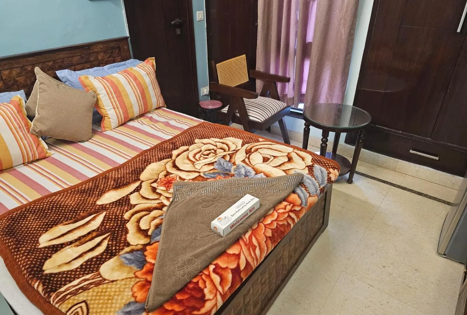 Sky Bloom Luxury Homestay New Delhi