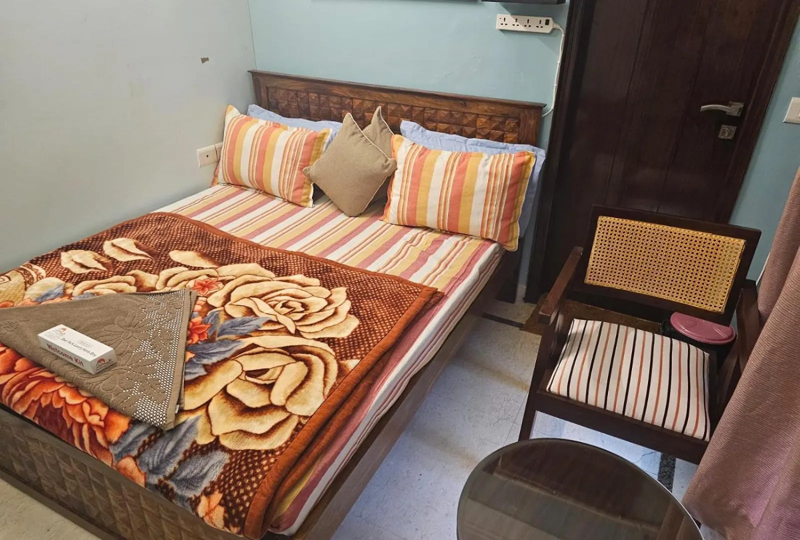 Sky Bloom Luxury Homestay New Delhi