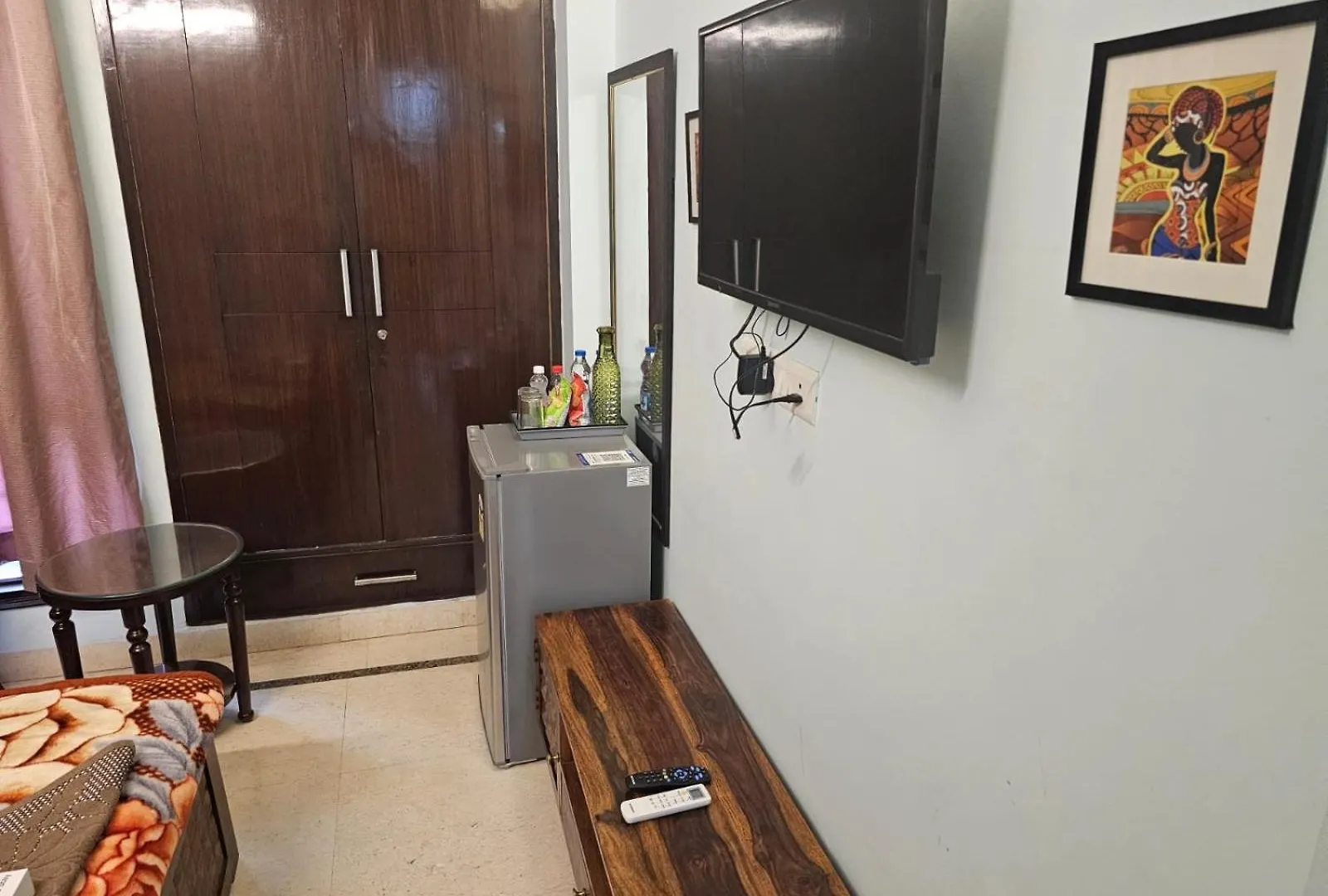 Sky Bloom Luxury Homestay New Delhi 0*,